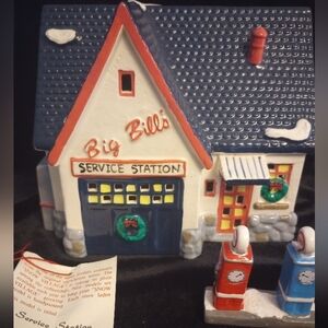 Department 56 Service Station